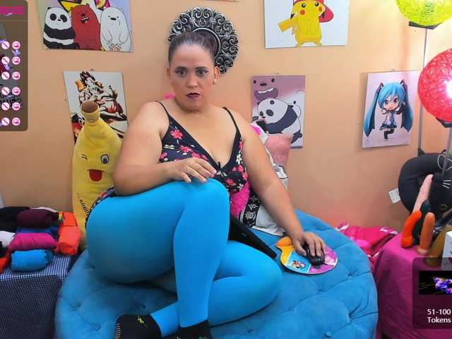Fényképek Kristal_24 curvy, bigboobs, mistress, dominaty, pantyhose, mature, bigass,latina