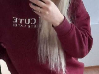 Erotikus videocsevegés krasotka77