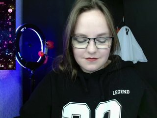 Erotikus videocsevegés KristiMur1