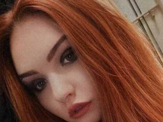 Erotikus videocsevegés KrKiss