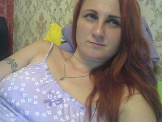 Fényképek Ksenia2205 in the general chat there is no sex and I do not show pussy .... breast 100tok ... camera 20 current ... legs 70 current ... I play in private and groups .... glad to see you
