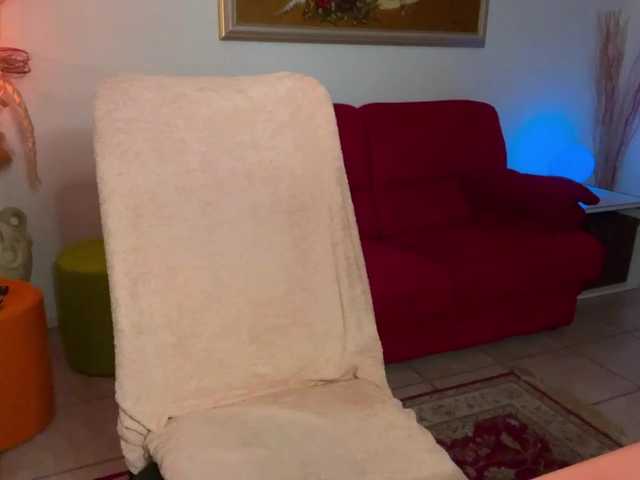 Sugárzási képernyőképek KylieKam