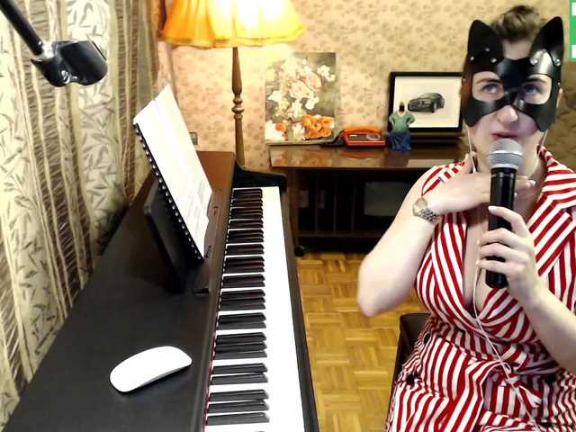 Fényképek L0le1la Hello everyone! My name is Vlada! And I'm learning to play the piano) Give me flowers: - 505 tk. Change dress: - 123 tk. Your name on me: 254 tk.