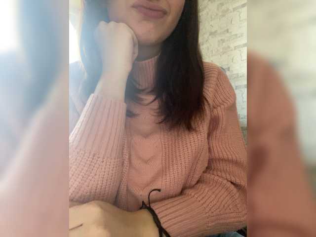 Sugárzási képernyőképek LollaDolly