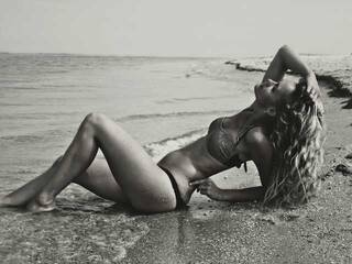 Erotikus videocsevegés ladyluck