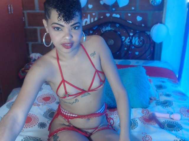 Fényképek ladyqueen19x INSTANT SQUIRT FOR 100 tokens ,how much squirt make me ?? #anal #squirt #ebony