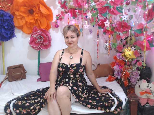 A profil fényképe LADYQUEEN520