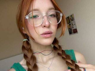 Erotikus videocsevegés LALECZKAMII