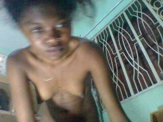 Erotikus videocsevegés Laluna2