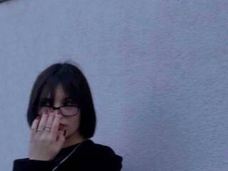 Erotikus videocsevegés Lana-Fisher