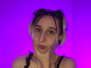 Erotikus videocsevegés Lana_Wei