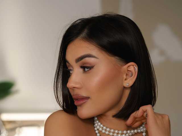 A profil fényképe Karollovea