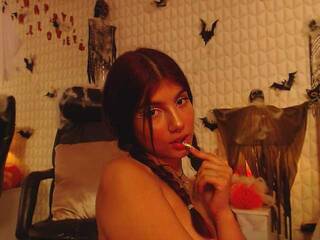 Erotikus videocsevegés tamaragomezz