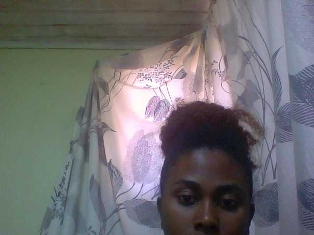 Sugárzási képernyőképek Annahbelle