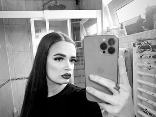 Erotikus videocsevegés Larameijer