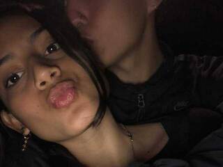 Erotikus videocsevegés LAUREN-SEBAS