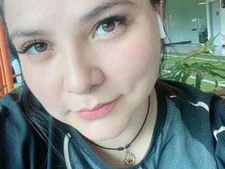 Erotikus videocsevegés laurenchubby