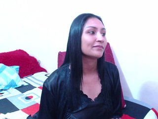 Erotikus videocsevegés Leah-666