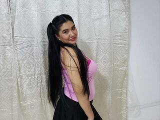 Erotikus videocsevegés Leah-will