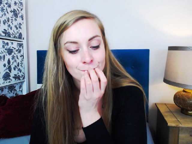Sugárzási képernyőképek LeahGoldHair