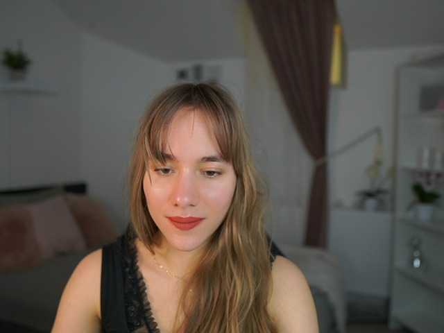 Sugárzási képernyőképek LeahGotti18