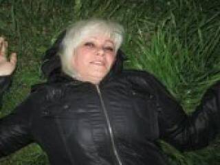 Erotikus videocsevegés ledinata