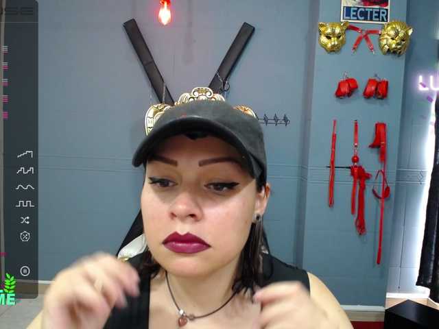 Sugárzási képernyőképek Leia-bennet