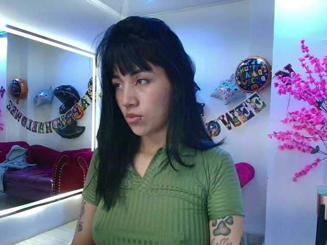 Sugárzási képernyőképek leia-queens