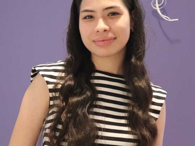 A profil fényképe LeiaStone