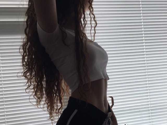 A profil fényképe leilaboobs