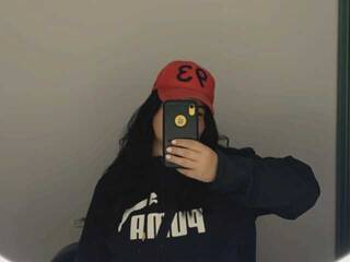 Erotikus videocsevegés LeilaSweetCat