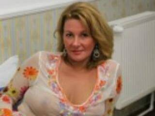 Erotikus videocsevegés lenok30285