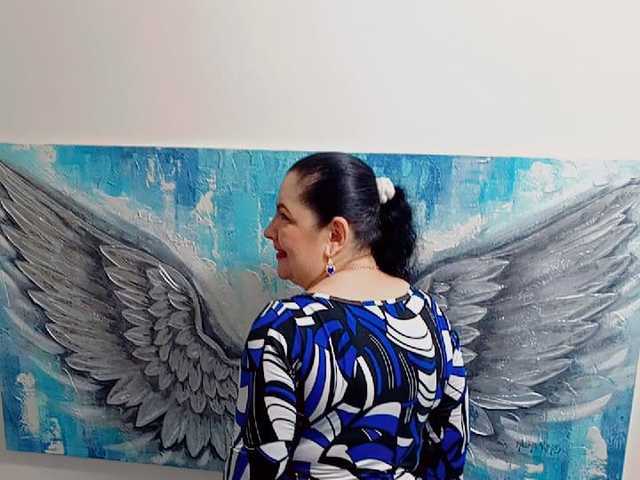 A profil fényképe leonela