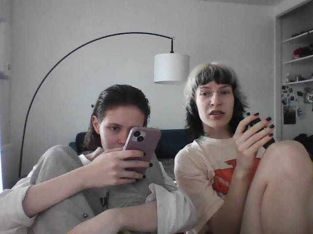 Sugárzási képernyőképek lesbian-love