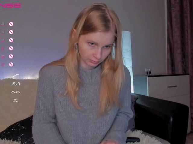 Fényképek Lesya_ Hi, I'm Olesya. Lovens from 2 tokens. Show: 50 ass slaps 1000 to collect 307 collected 693 left to collect. Countdown to the end of the hour