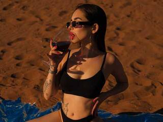 Erotikus videocsevegés LeylaForever