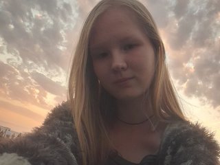 Erotikus videocsevegés LiandraNelson