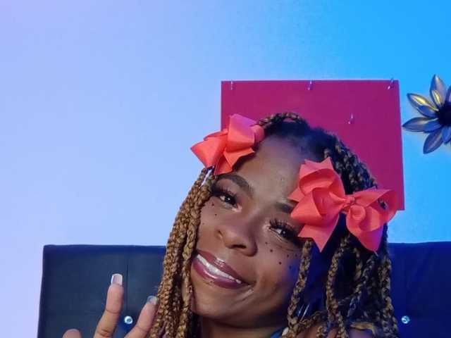 A profil fényképe LiillyTaylor