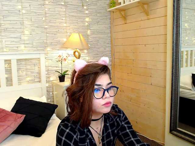 Sugárzási képernyőképek Like-Lucy