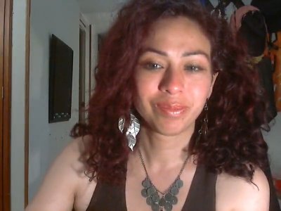 A profil fényképe lilaloca
