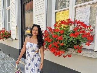 Erotikus videocsevegés Liliana99