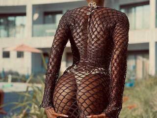 Erotikus videocsevegés Lilly-Ebony