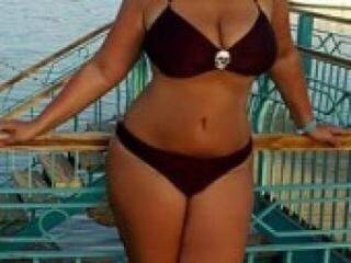 Erotikus videocsevegés lilonal