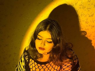 Erotikus videocsevegés Lilya-milky