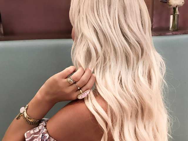 A profil fényképe lilycardona