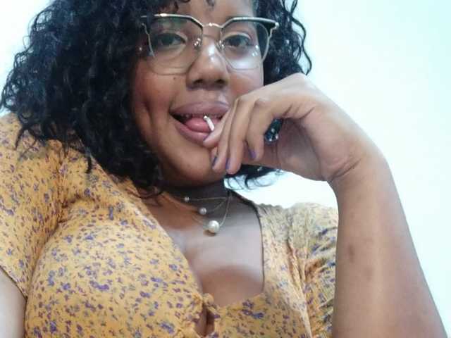A profil fényképe Lilyth-brown