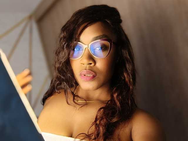 A profil fényképe Lilybigass