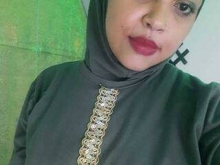 Erotikus videocsevegés LinaFalu