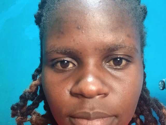 A profil fényképe Linah-Vee