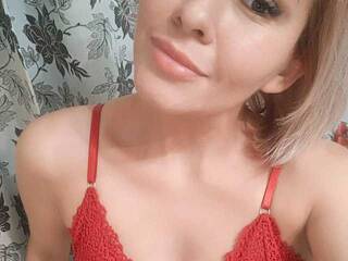 Erotikus videocsevegés LinaWinter